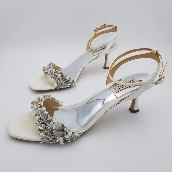 Badgley Mischka Telissa Kitten Heel Sandals, Soft White, Women's Size 9.5 - Picture 6 of 16